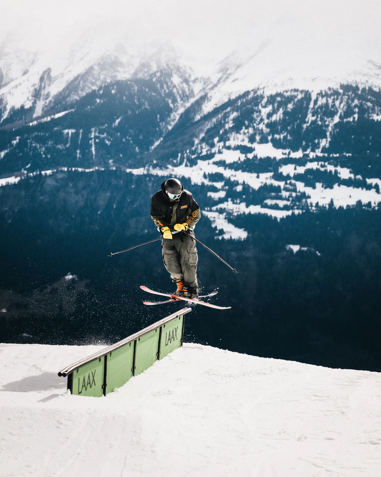 Snow – Foto von Thomas Leuthard